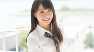 黒髪美少女と制服エッチ