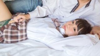 ウブなパイパン少女と制服写真