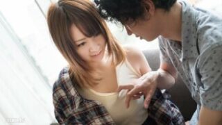 しおりのフワフワ柔らかボディとエッチな戯れ
