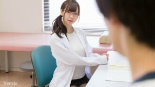 放課後、学校でエッチするミウ