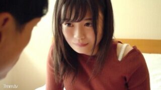 透明感溢れる美少女の恥じらいエッチ