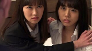 「エリートOLの妻が娘を守るために…無残にも3P親子丼」