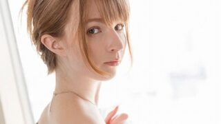 ブロンドの日本好き素人が、日本語と英語が混ざった喘ぎ声で日米絶頂に達する。