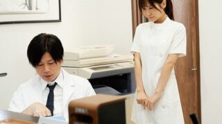 夜勤の妻看護師が巨根医師に開発され、絶頂的な不倫関係に陥る。