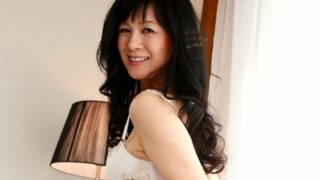 54歳の奇跡のボディを持つ美魔女が濃厚パコで顔射