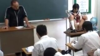 短髪JKが学校の性処理係として一日中中出しされる