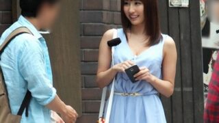 新宿でナンパ待ちの美少女専属AV女優が、声掛けした男性と2回の企画を実施。