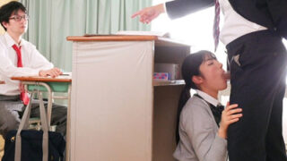 押しに弱い制服美少女の官能的な学園生活