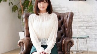 筧ジュンのAVデビュー―巨乳が揺れ、興奮が止まらない瞬間。
