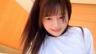体操服姿の縦撮り騎乗位