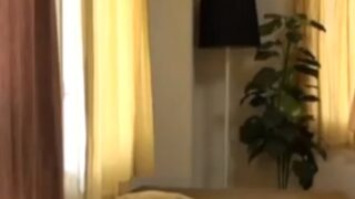 巨乳妻、ナンパ師に捕らえられ、盗撮部屋で晒される