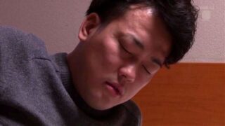 エロい巨乳の叔母が頻繁にパコパコ